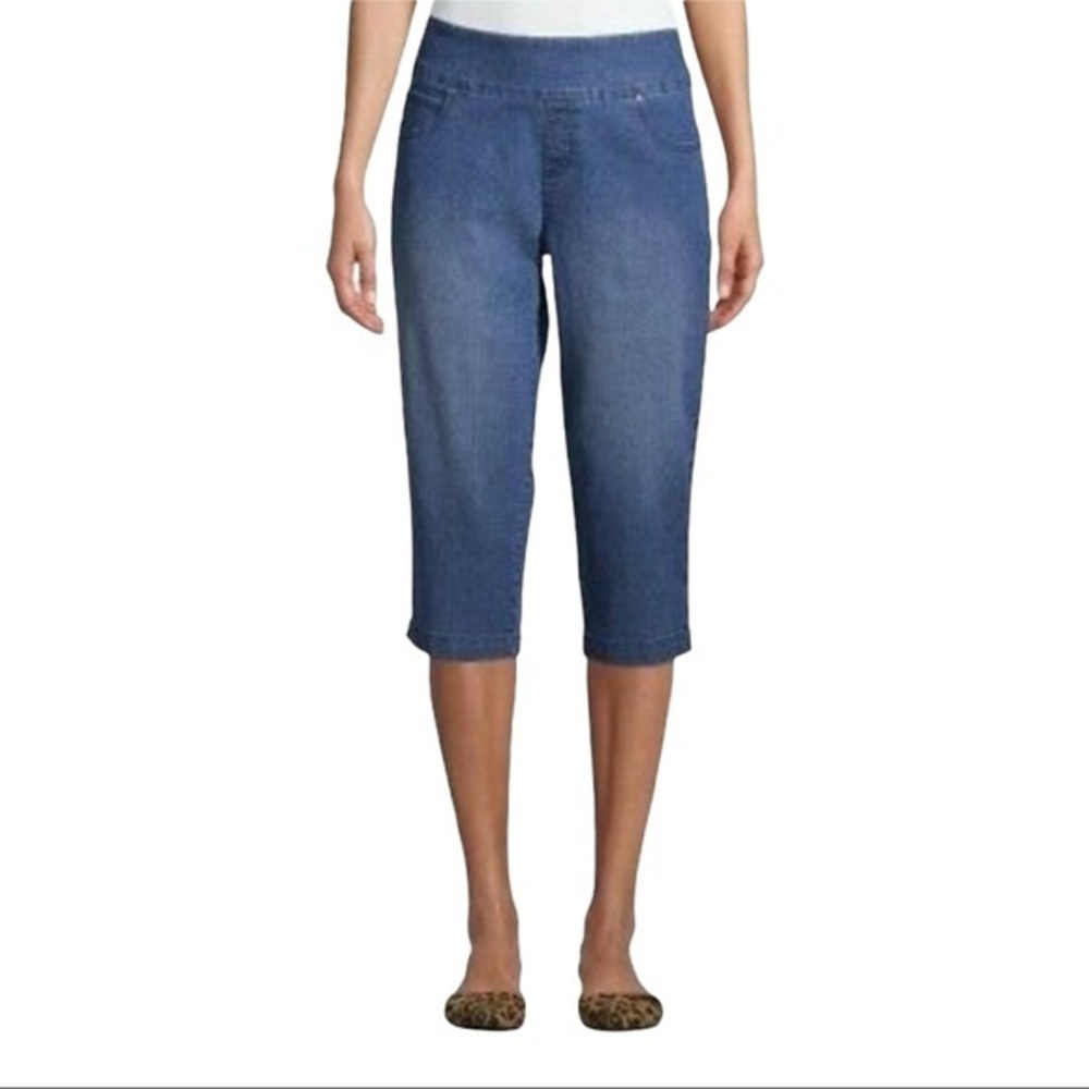 TIME & TRU RELAXED FIT PULL-ON STRETCH CAPRIS JEANS NWT XL 16-18 MED BLUE